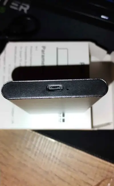 Disco SSD portátil 2TB - miniatura 3