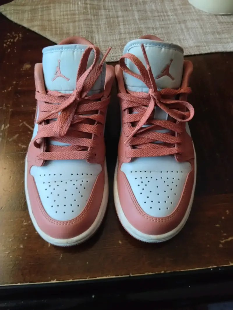 Zapatillas Air Jordan Low rosadas - 2