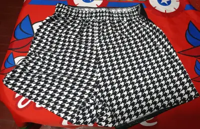Short Falda negra de cuero sintético - miniatura 3