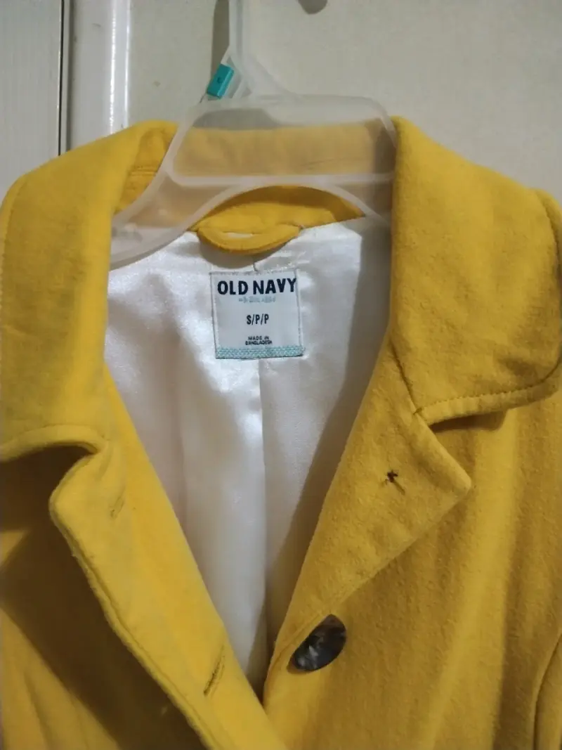 Abrigo amarillo Old Navy - 2