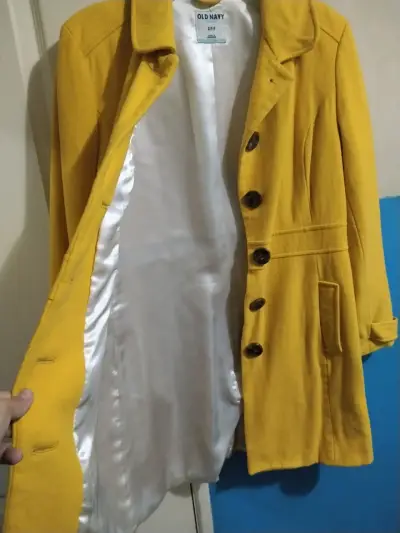 Abrigo amarillo Old Navy - miniatura 4
