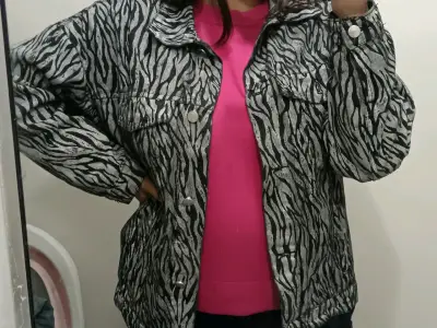 Chaqueta de mezclilla estampada - miniatura 4