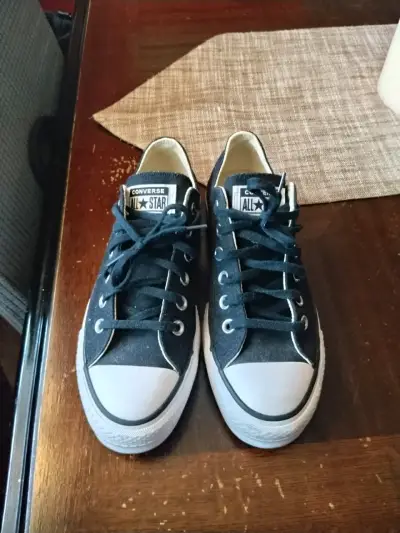 Zapatillas Converse negras - miniatura 1