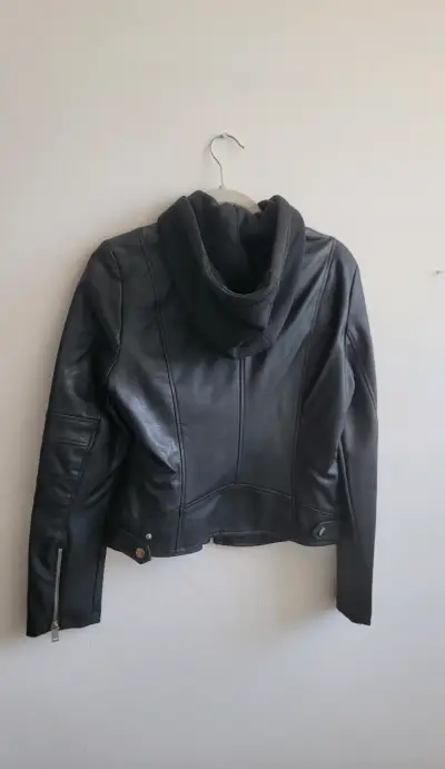 Chaqueta biker marca Guess - miniatura 2