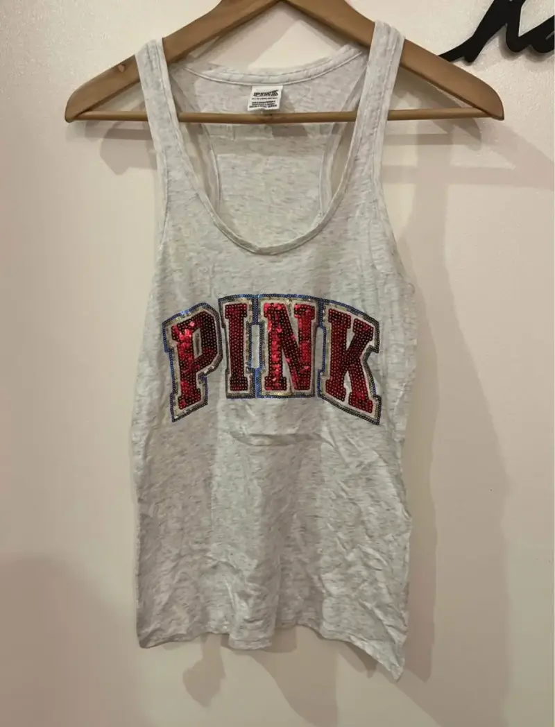 Polera sin mangas gris "PINK" - 1
