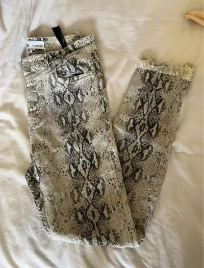 Jeans estampado serpiente - miniatura 1