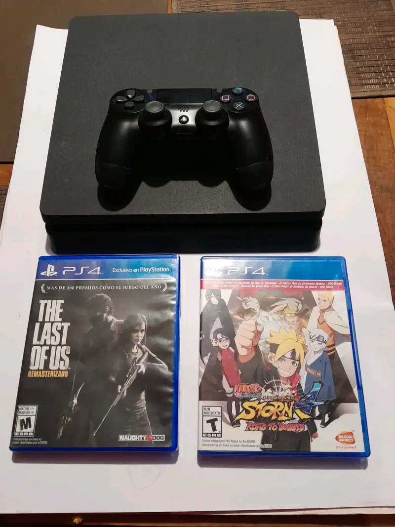 Consola PlayStation Slim con control - 4