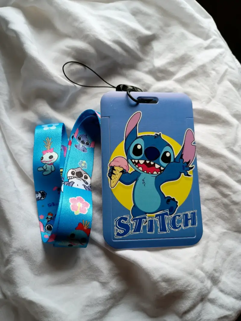 Portacredencial de Stitch - 1