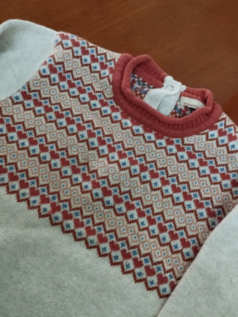 Vestido tejido niña beige y rojo - 5