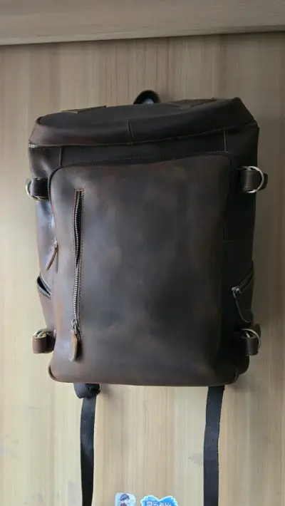 Mochila de cuero marrón - miniatura 1