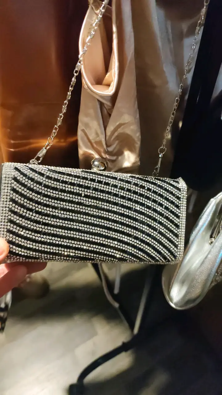 Cartera de fiesta brillante - 1