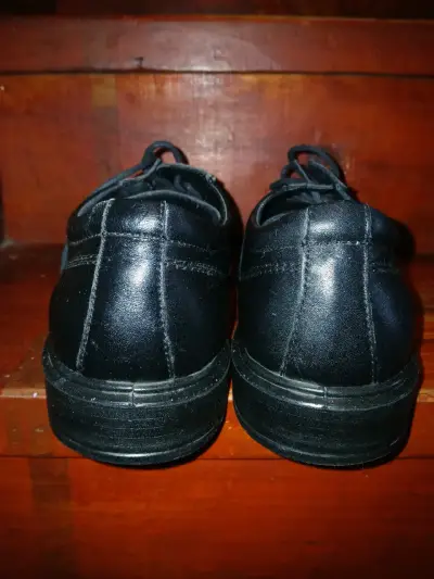 Zapatos formales negros de cuero - miniatura 3