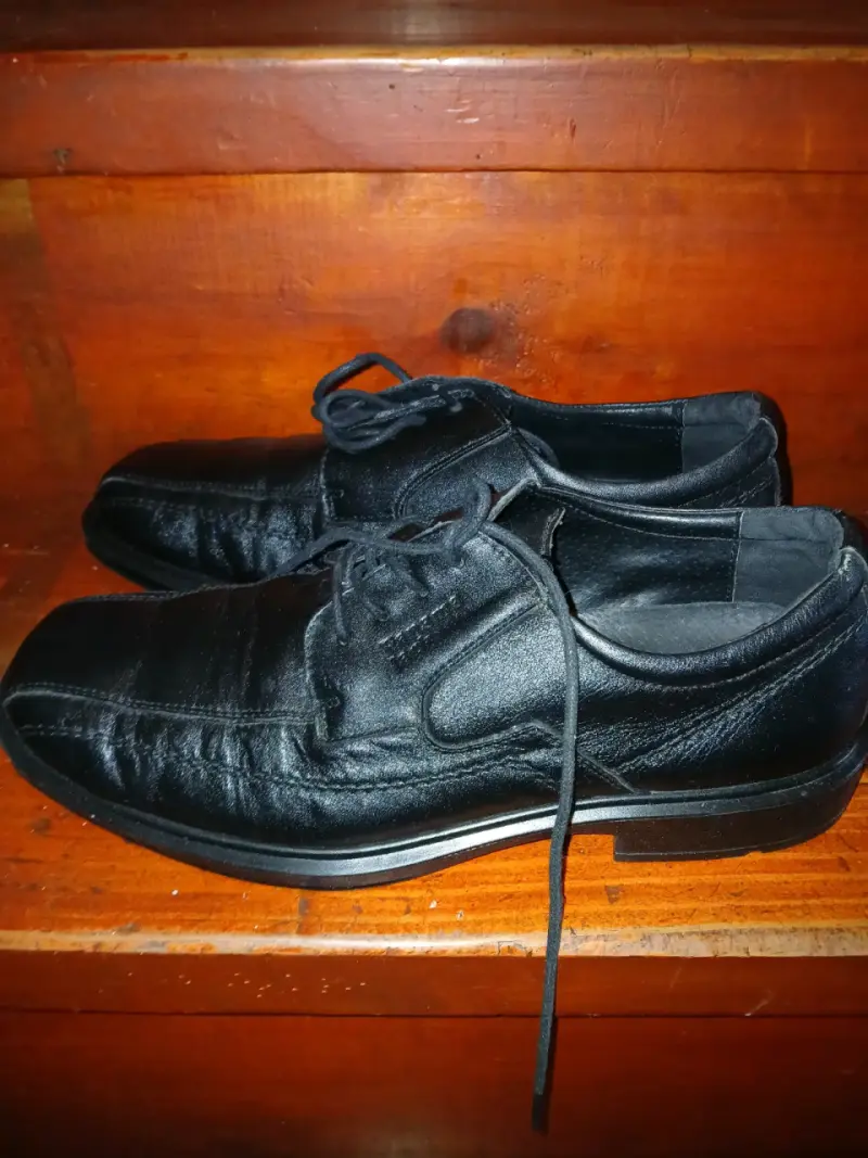 Zapatos formales negros de cuero - 4