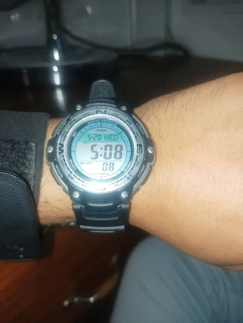 Reloj digital Casio Twin Sensor
