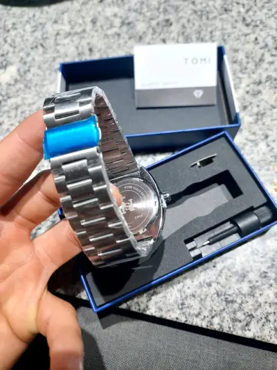 Reloj Tomi azul metálico - miniatura 4