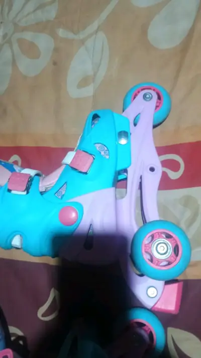 Patines infantiles frozen talla 31a34 - miniatura 2