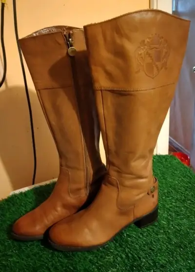 Botas altas de cuero marrón marca Franco Sarto - miniatura 1
