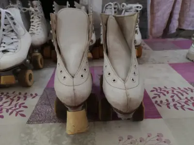 Patines de ruedas blancos talla 35 - miniatura 4