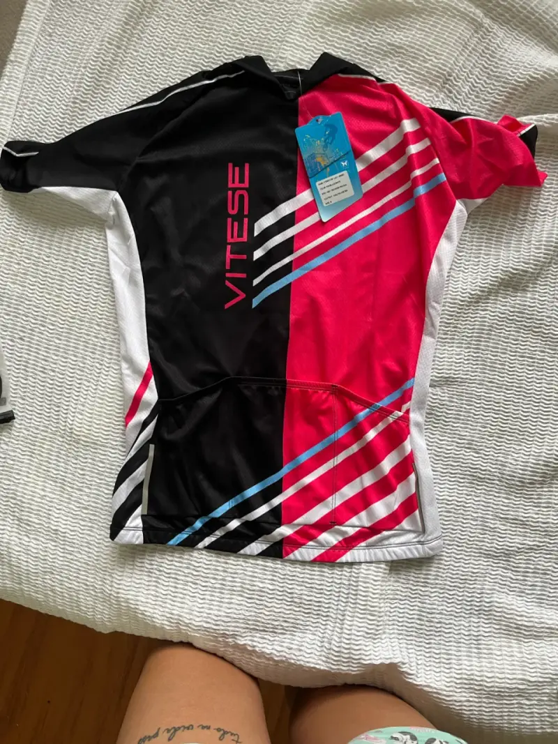 Tricota de ciclismo NUEVA - 2