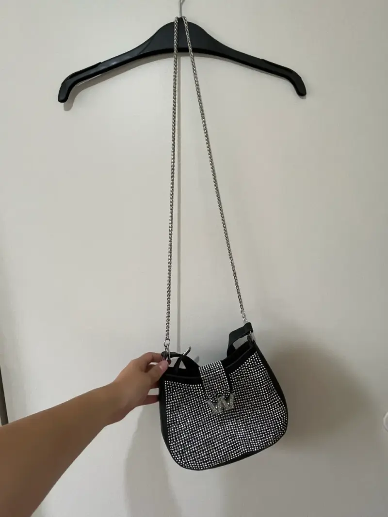 Cartera NUEVA con brillos plateada - 3