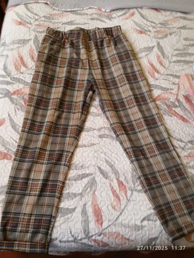 Pantalón a cuadros gris y marrón - miniatura 1