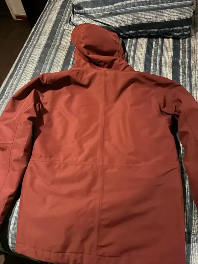 Chaqueta/parka Lippi con capucha burdeo - miniatura 4