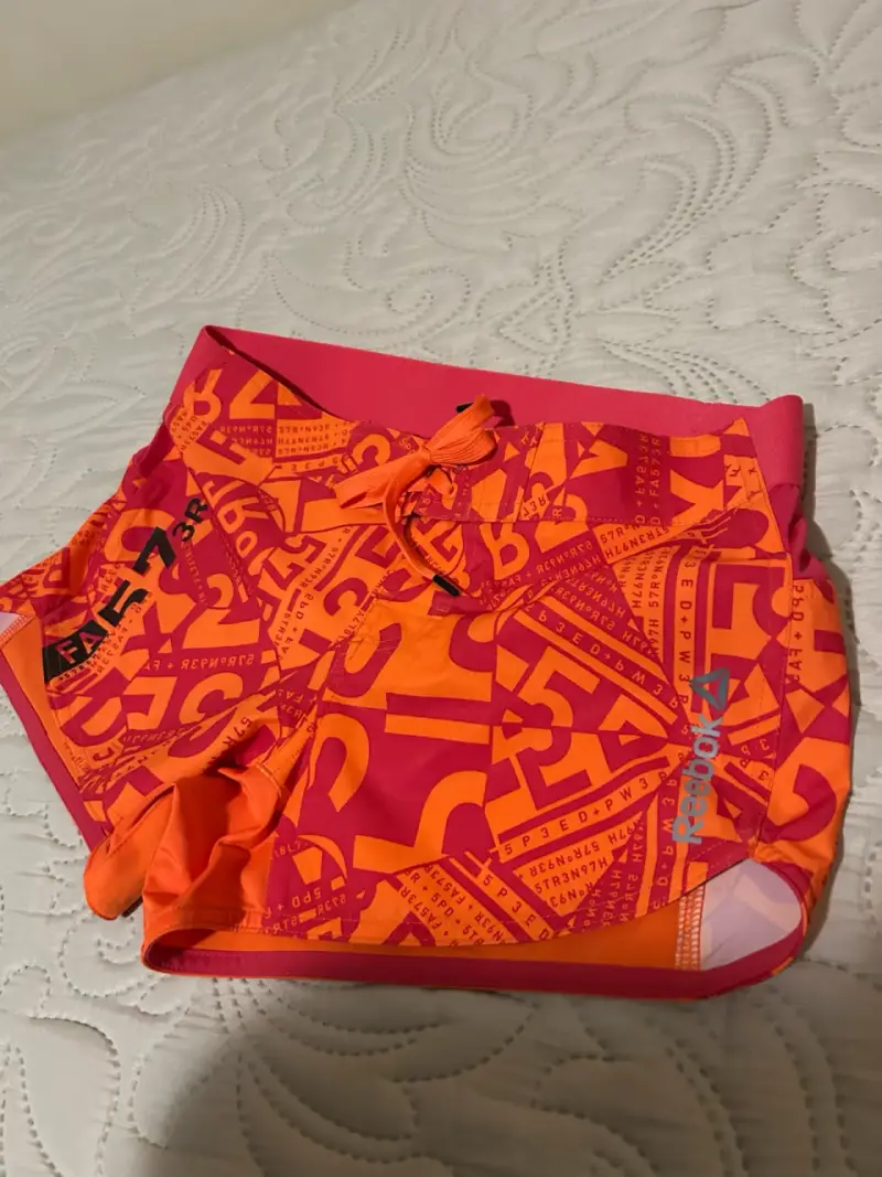 Short deportivo Reebok talla XS - 1