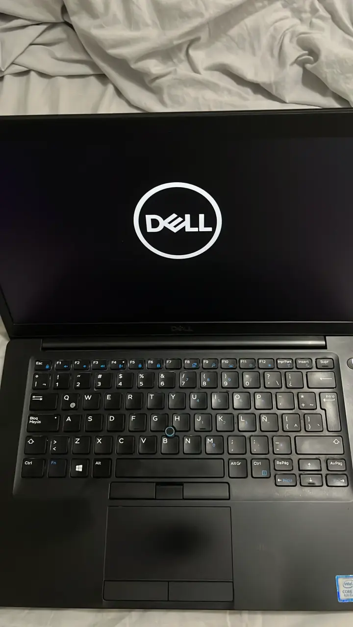 Laptop Dell 5400 usada - 3