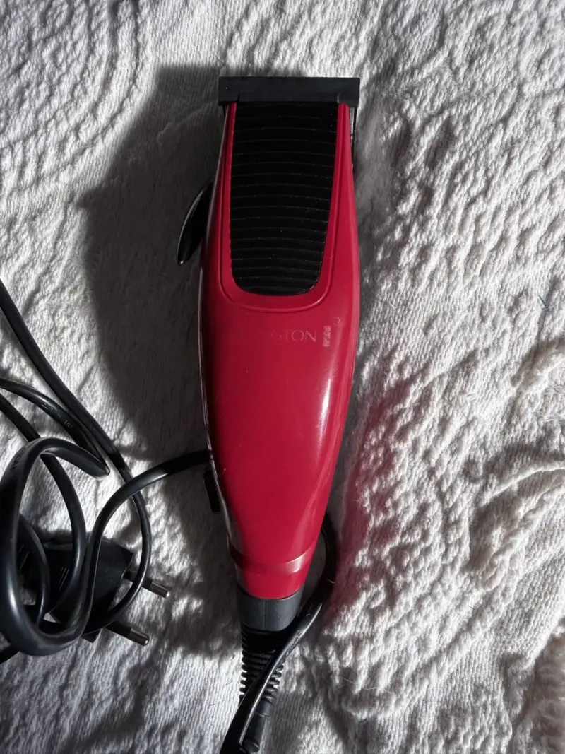 Máquina cortapelo eléctrica roja - 1