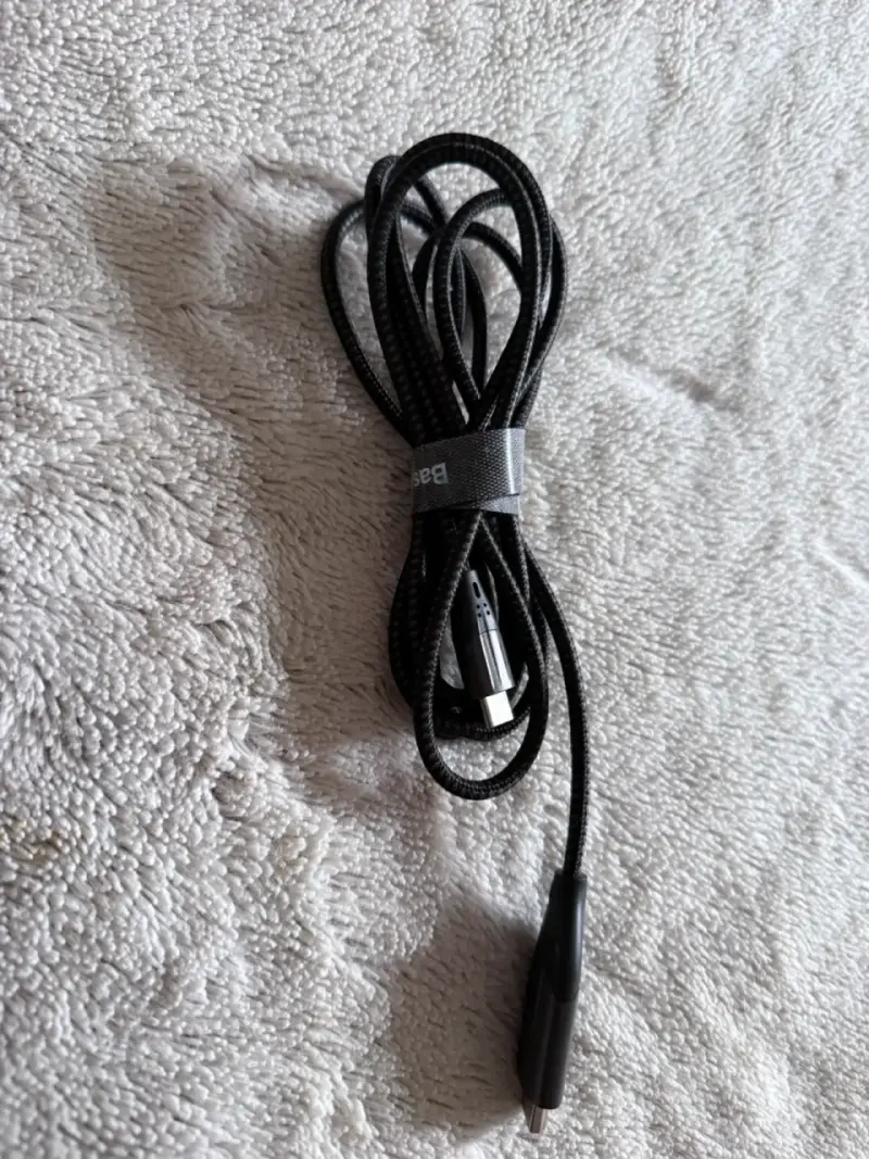 Cable USB-C a Hdmi trenzado negro - 2