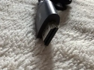 Cable USB-C a Hdmi trenzado negro - miniatura 4