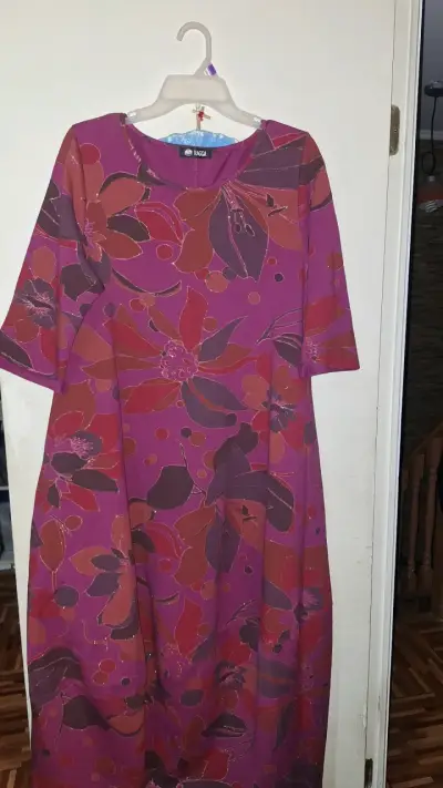 Vestido floral colorido - miniatura 1