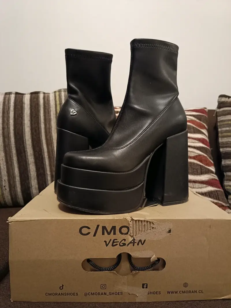 Botines negros de plataforma