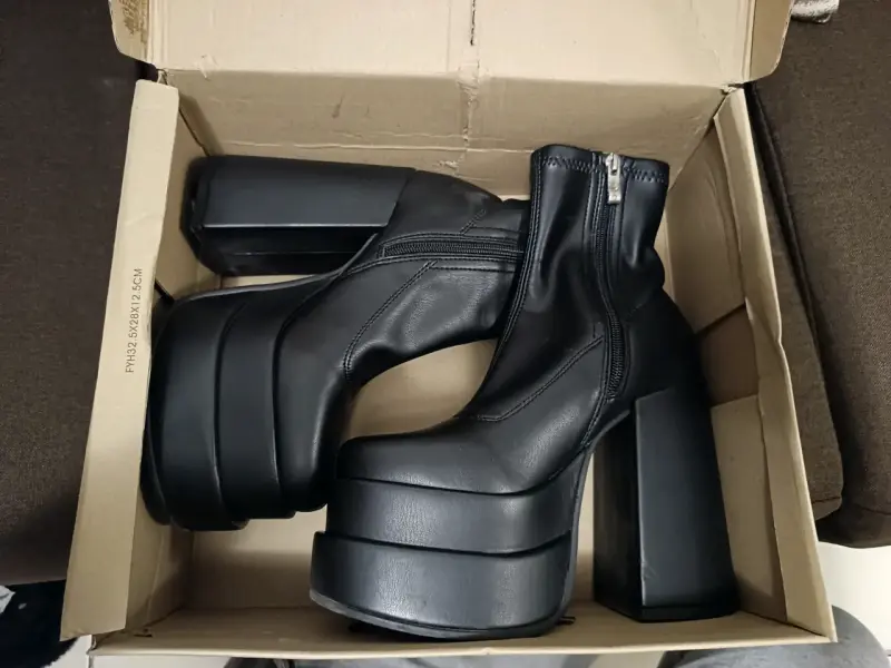 Botines negros de plataforma - 4
