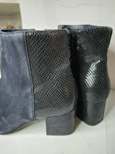 Botines Azul oscuro con tacón medio - miniatura 2