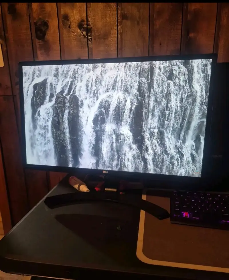 Monitor LG 24" IPS - 4