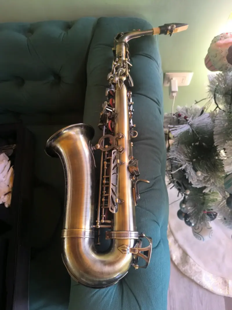 Saxofón alto en buen estado - 3