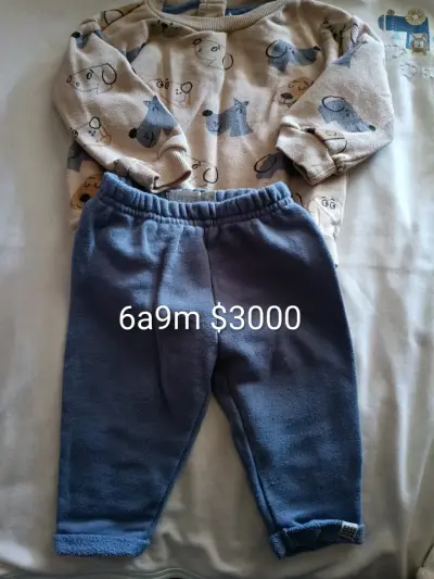 Ropa de bebe - miniatura 1