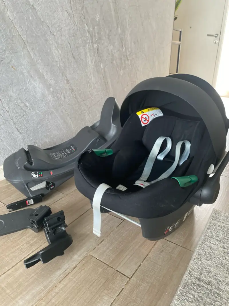 Silla de auto Cybex modelo Nido Aton B2 - 1