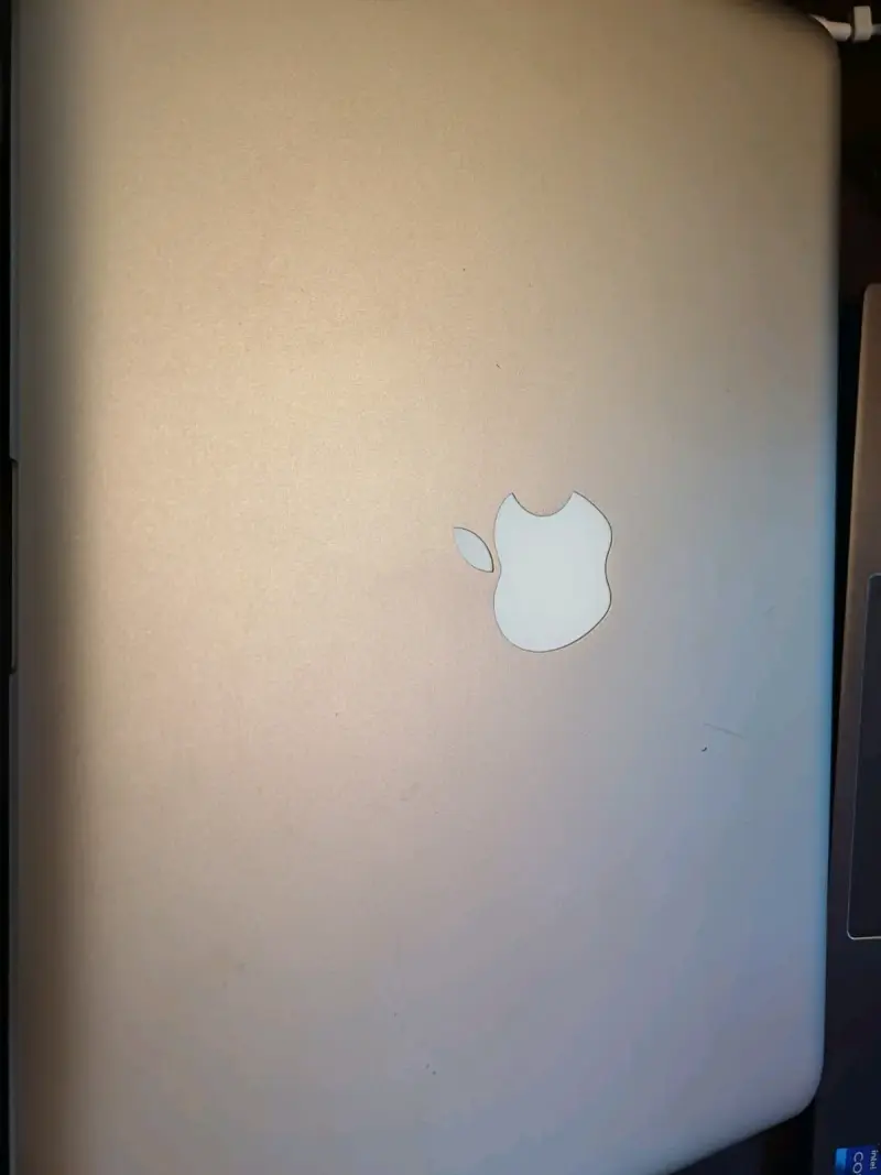 MacBook Pro usado - 3
