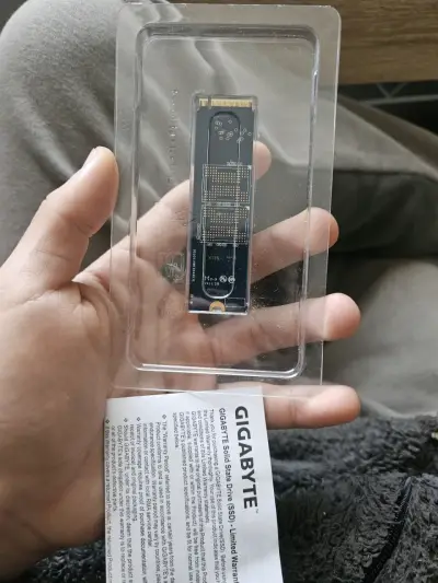 SSD Gigabyte Gen4 4000E 500GB - miniatura 4