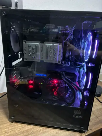 PC Gamer con iluminación RGB - miniatura 5