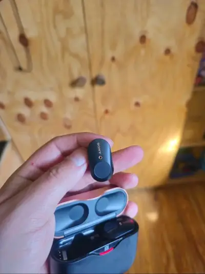 Audífonos inalámbricos Sony negros - miniatura 3