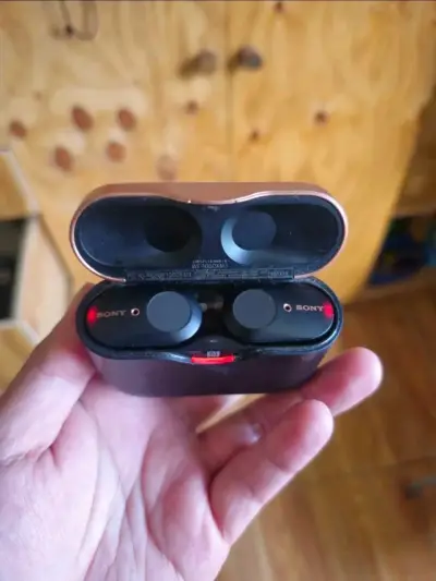 Audífonos inalámbricos Sony negros - miniatura 6