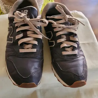 Zapatillas de cuero blancas talla 40 - miniatura 4