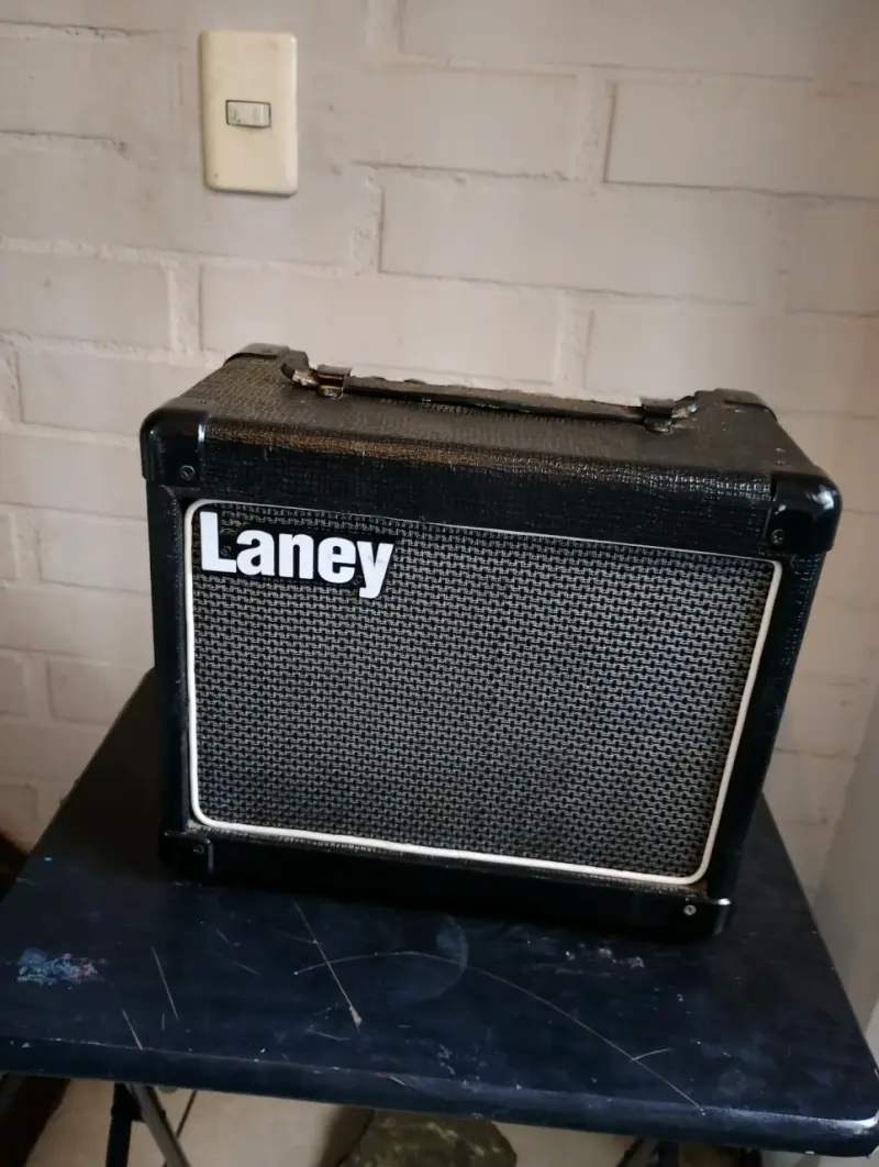 Amplificador Laney compacto
