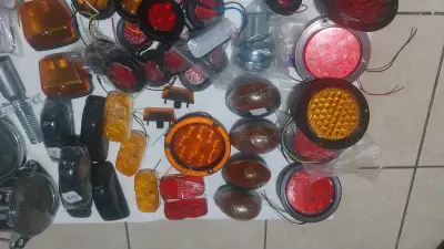 Conjunto de luces para vehículos - miniatura 1