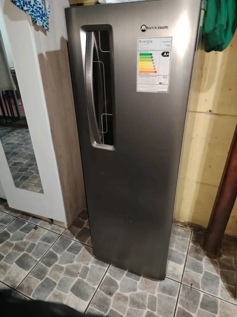 Refrigerador Mademsa A+ acero inoxidable - 1