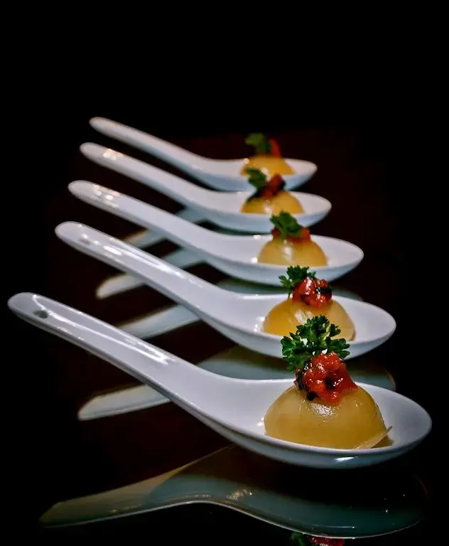 100 Cucharas de porcelana blancas - 1