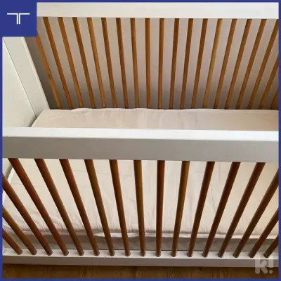 Cuna de madera color blanco - miniatura 6